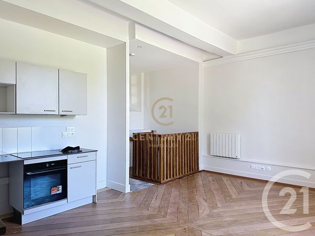 Appartement F2 à louer - 2 pièces - 47.0 m2 - CHASSAGNY - 69 - RHONE-ALPES - Century 21 Hestia Ldi