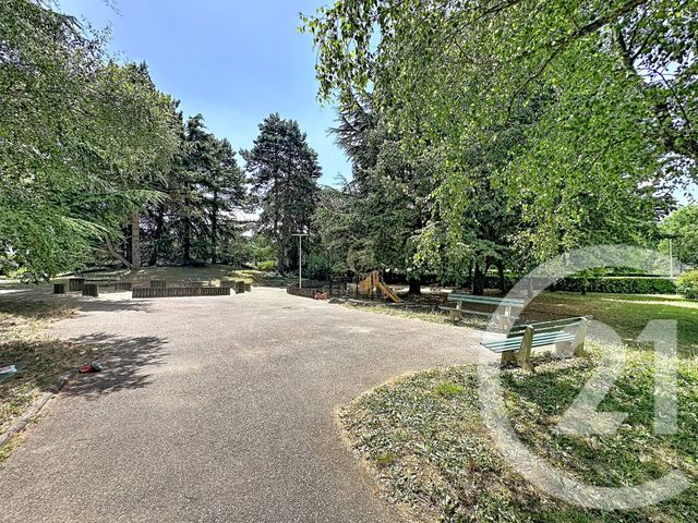 Appartement F3 à vendre - 3 pièces - 67.0 m2 - STE FOY LES LYON - 69 - RHONE-ALPES - Century 21 Hestia Ldi