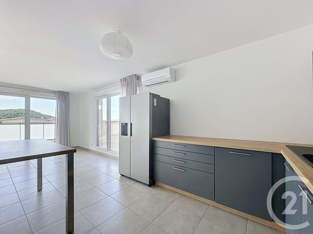 Appartement T3 à vendre - 3 pièces - 64.22 m2 - BRIGNAIS - 69 - RHONE-ALPES - Century 21 Hestia Ldi